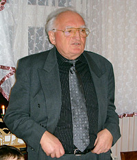Prof. Dr. Dr. h.c. Heinrich Oppermann lebt nicht mehr Prof. Dr. Dr. h.c. Heinrich Oppermann lebt nicht mehr